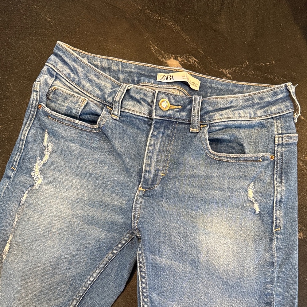 Zara Women's Light Blue Skinny Jeans